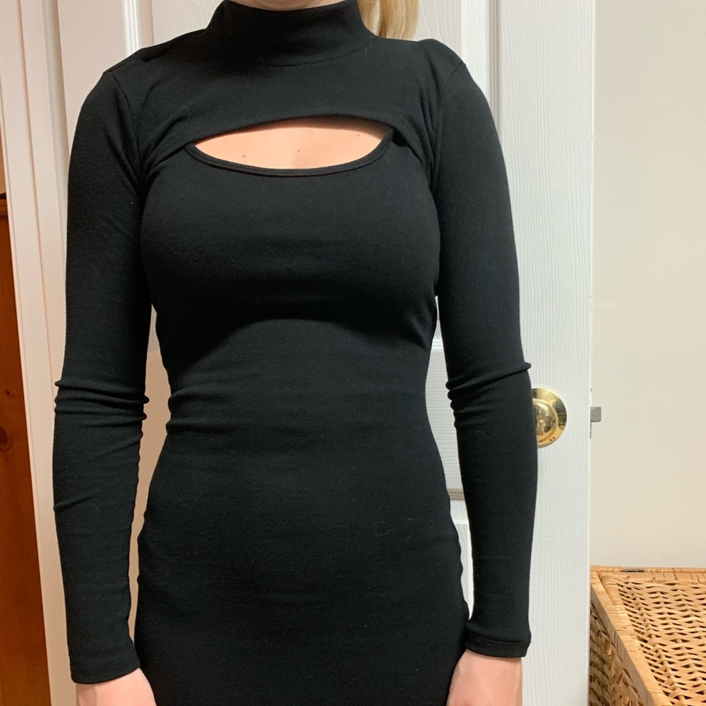 Forever 21 black bodycon dress